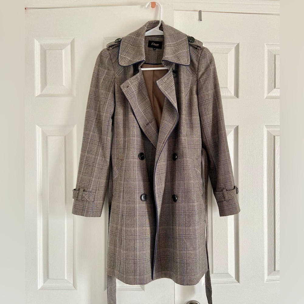 Plaid trench-coat